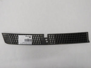 BMW E38 7er Gitter Grill Lufteinlass Motorhaube rechts 8166658