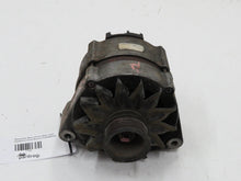 Laden Sie das Bild in den Galerie-Viewer, Mercedes Benz W124 250D 300D Lichtmaschine Bosch 0120469028