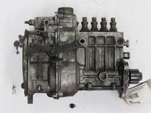 Laden Sie das Bild in den Galerie-Viewer, Mercedes Benz W460 W123 W115 240D Einspritzpumpe Bosch 6160705401