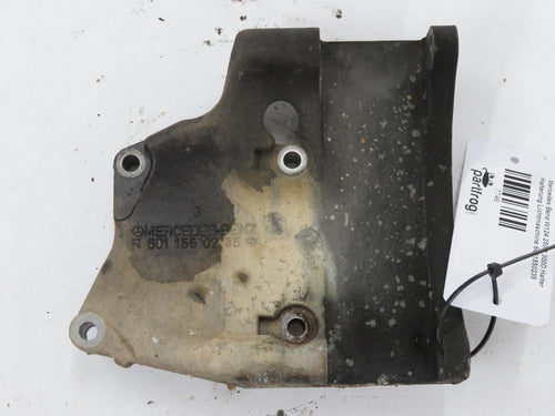 Mercedes Benz W124 250D 300D Halter Halterung Lichtmaschine 6011550235