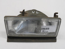 Laden Sie das Bild in den Galerie-Viewer, Nissan 300ZX Z31 Scheinwerfer vorn links