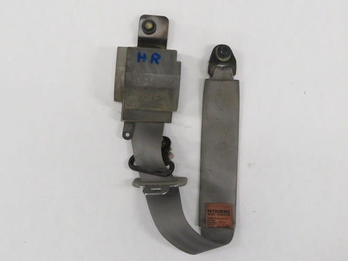 Mitsubishi Pajero Lang L040 Gurt Anschnallgurt Sicherheitsgurt hinten rechts