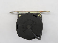 Laden Sie das Bild in den Galerie-Viewer, Porsche 928 S4 GT Deckel Stecker Diagnose 92861227300