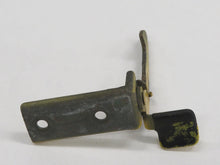 Laden Sie das Bild in den Galerie-Viewer, Nissan 300ZX Z31 Fanghaken Schloss Motorhaube