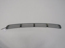 Laden Sie das Bild in den Galerie-Viewer, BMW E38 7er Gitter Grill Lufteinlass Motorhaube 8203887