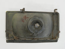 Laden Sie das Bild in den Galerie-Viewer, Nissan 300ZX Z31 Scheinwerfer vorn rechts