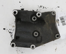 Laden Sie das Bild in den Galerie-Viewer, Mercedes Benz W124 250D 300D Halter Halterung Klimakompressor 6011310035