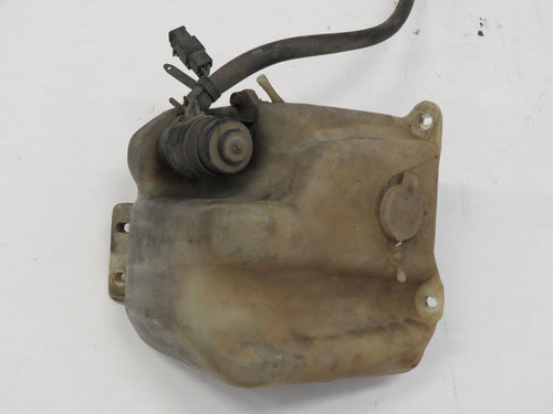Mitsubishi Pajero Montero L040 Wischwasserbehälter mit Pumpe vorn links