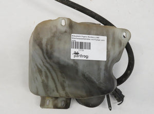 Mitsubishi Pajero Montero L040 Wischwasserbehälter mit Pumpe vorn links
