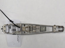 Laden Sie das Bild in den Galerie-Viewer, Mercedes Benz W124 Türgriff Türklinke Türöffner hinten aussen Grundplatte