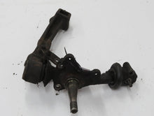 Laden Sie das Bild in den Galerie-Viewer, Rover P5 Mark II 3.0 Tragarm Querlenker Radnabe Achschenkel vorn rechts
