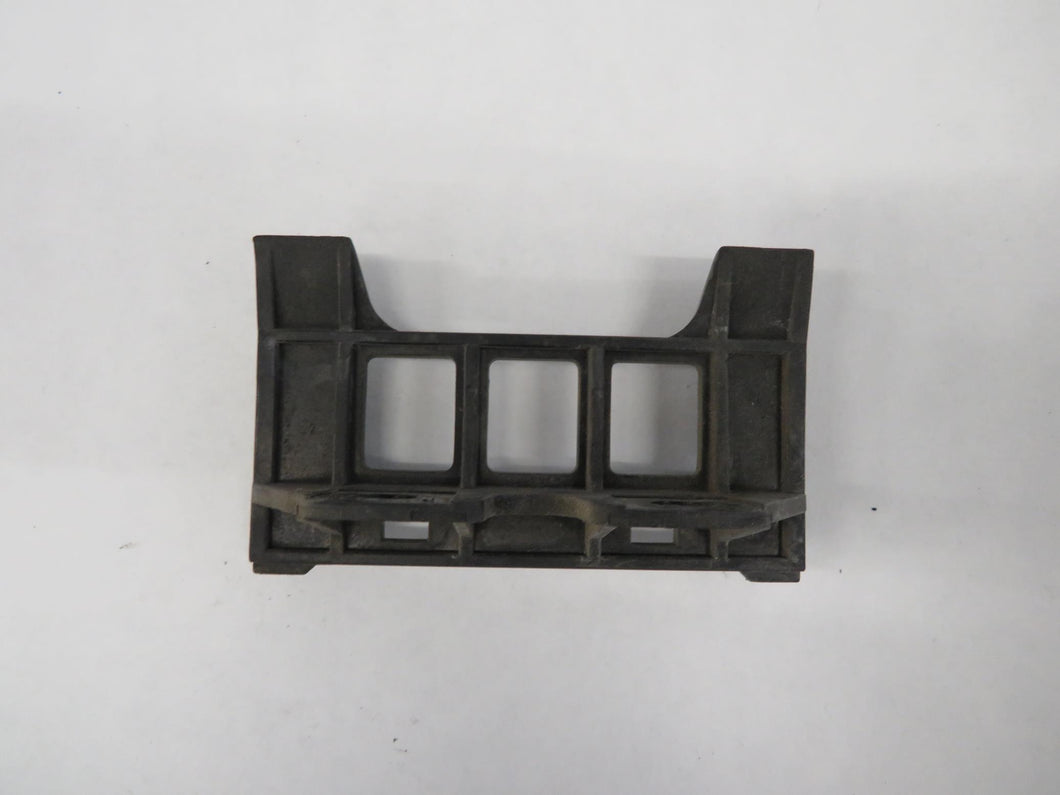 BMW E38 7er Stoßstange hinten Halterung rechts oder links 51111970389 1970389