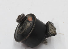 Laden Sie das Bild in den Galerie-Viewer, Rover P5 Mark II 3.0 Behälter Servolenkung Öltank Hydraulikflüssigkeit