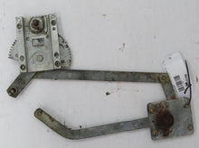 Laden Sie das Bild in den Galerie-Viewer, Rover P5 Mark II 3.0 Fensterheber Tür vorn rechts