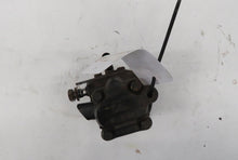 Laden Sie das Bild in den Galerie-Viewer, Mitsubishi Pajero Montero L040 2.5TD Lenkhilfepumpe Servopumpe