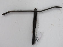 Laden Sie das Bild in den Galerie-Viewer, Rover P5 Mark II 3.0 Halter Halterung Stoßstange vorn rechts