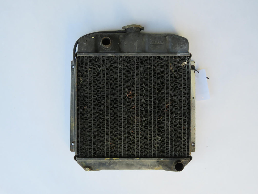 BMW Neue Klasse 1500 1600 1800 2000 2002 Kühler Behr Messing