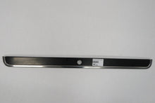 Laden Sie das Bild in den Galerie-Viewer, Nissan 300ZX Z31 Abdeckung Blech Chromleiste Heckklappe hinten oben