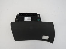 Laden Sie das Bild in den Galerie-Viewer, BMW E38 7er Handschuhfach 8125451