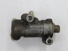 Laden Sie das Bild in den Galerie-Viewer, Mercedes Benz W201 W124 250D 300D Diesel Thermostat 6010700126