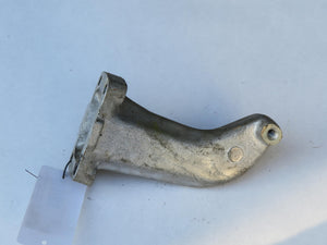 Mercedes Benz W123 S123 Motorhalter Motor rechts 6152231404