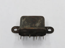 Laden Sie das Bild in den Galerie-Viewer, Rover P5 Mark II 3.0 Relais