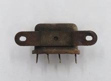 Laden Sie das Bild in den Galerie-Viewer, Rover P5 Mark II 3.0 Relais
