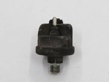 Laden Sie das Bild in den Galerie-Viewer, Mercedes Benz W201 W124 250D 300D Öldrucksensor
