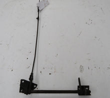 Laden Sie das Bild in den Galerie-Viewer, Rover P5 Mark II 3.0 Gestänge Handbremse Feststellbremse vorn