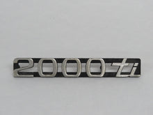 Laden Sie das Bild in den Galerie-Viewer, BMW 2000 Ti TiLux Neue Klasse Emblem Schriftzug vorn 2000Ti