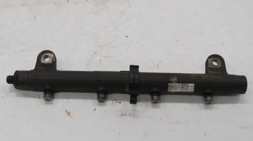 Range Rover III L322 3.6 TDV8 Verteiler Diesel Links Fuel Rail A2C20001402