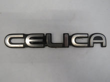 Laden Sie das Bild in den Galerie-Viewer, Toyota Celica T18 Emblem Zeichen Heckklappe CELICA