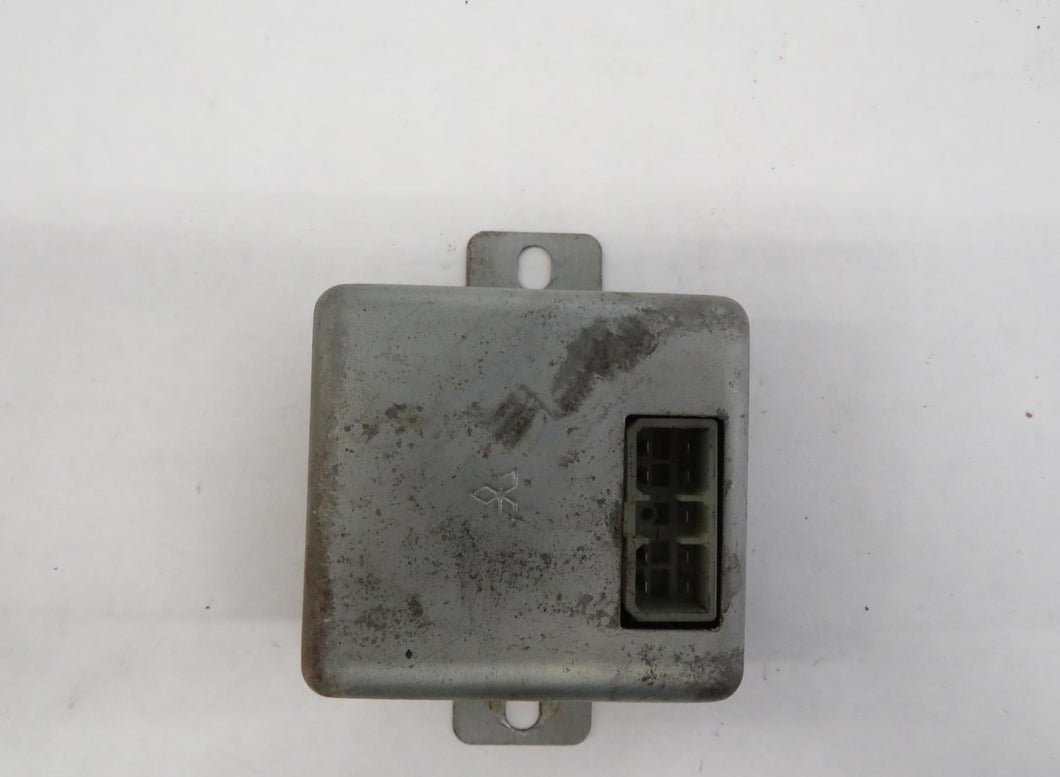 Mitsubishi Pajero Montero L040 Relais K8T75071