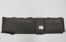 Laden Sie das Bild in den Galerie-Viewer, Nissan 300ZX Z31 Verkleidung Kofferraum hinten Heckwand Schlossträger