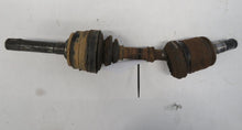 Laden Sie das Bild in den Galerie-Viewer, Mitsubishi Pajero Montero L040 Antriebswelle vorn Links