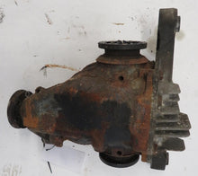 Laden Sie das Bild in den Galerie-Viewer, BMW E38 728i M52B28 Differenzial Differential Hinterachsgetriebe 1214331