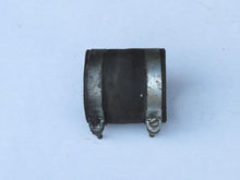 Laden Sie das Bild in den Galerie-Viewer, BMW Neue Klasse 1600 1800 2000 Manschette Einfüllstutzen Tank Tankstutzen