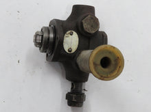 Laden Sie das Bild in den Galerie-Viewer, Toyota Land Cruiser HJ60 4.0 Diesel 2H Handpumpe Vorförderpumpe Dieselpumpe