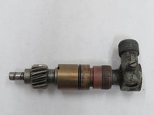 Laden Sie das Bild in den Galerie-Viewer, Rover P5 Mark II 3.0 Tachoantrieb am Getriebe