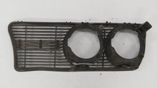 Laden Sie das Bild in den Galerie-Viewer, Alfa Romeo Alfetta (1975-1977) Grill Doppelscheinwerfer vorn links
