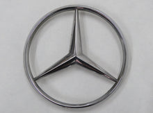 Laden Sie das Bild in den Galerie-Viewer, Mercedes Benz S124 Kombi Stern Emblem Plakette Heckklappe