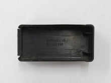 Laden Sie das Bild in den Galerie-Viewer, Mercedes Benz W124 W463 300D Deckel Kappe Abdeckung Vorglührelais 0005454145