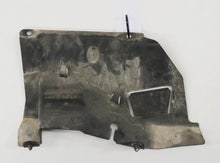 Laden Sie das Bild in den Galerie-Viewer, Nissan Silvia 200SX S12 Unterfahrschutz Motorverkleidung rechts unten 62830-01F0