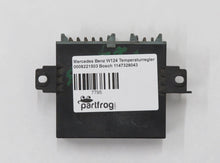 Laden Sie das Bild in den Galerie-Viewer, Mercedes Benz W124 Temperaturregler 0008221503 Bosch 1147328043