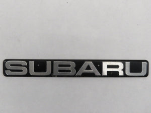 Subaru L-Serie Leone 1800 Emblem Schriftzug Heckklappe