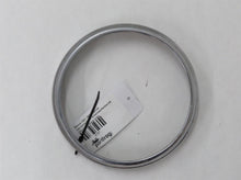 Laden Sie das Bild in den Galerie-Viewer, Simca 1301 1501 Special Scheinwerferblende Chomring  links oder rechts