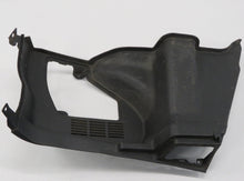 Laden Sie das Bild in den Galerie-Viewer, Toyota Celica T18 Verkleidung Kofferraum Seite hinten rechts 64730-20120