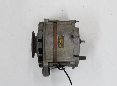 BMW Neue Klasse 1500 1600 1800 2000 Lichtmaschine Bosch 0120400630