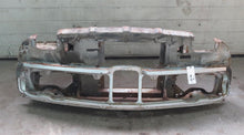 Laden Sie das Bild in den Galerie-Viewer, BMW E12 Frontblech Frontmaske Schlossträger