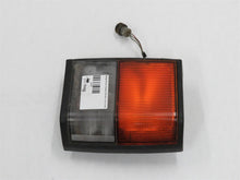 Laden Sie das Bild in den Galerie-Viewer, Range Rover Classic Blinker vorn links